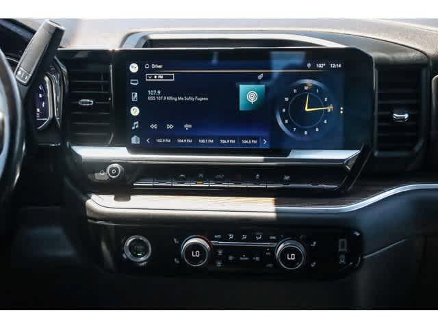 used 2022 Chevrolet Silverado 1500 car, priced at $32,101