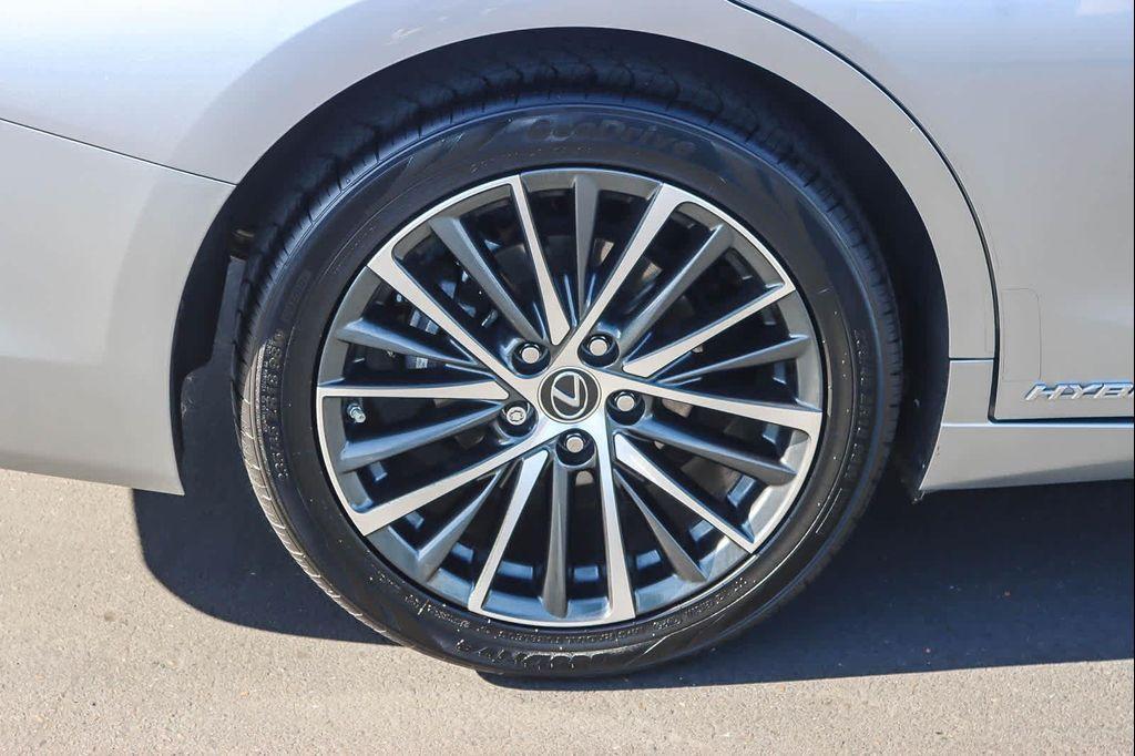 used 2022 Lexus ES 300h car, priced at $34,782