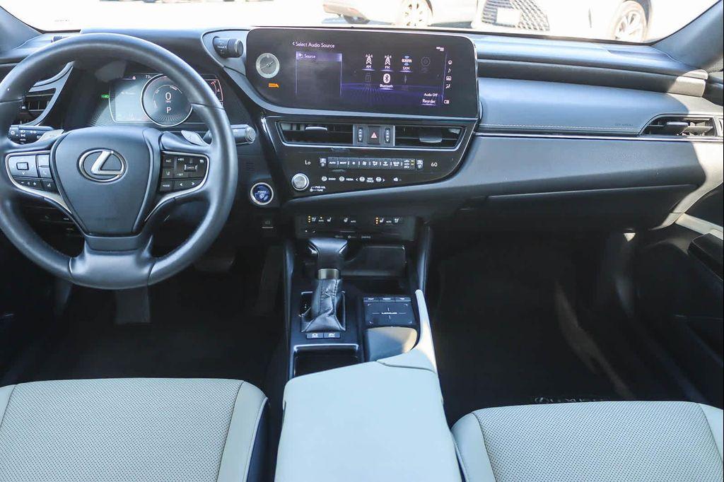 used 2022 Lexus ES 300h car, priced at $34,782