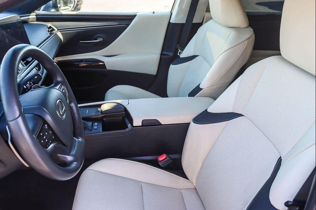 used 2022 Lexus ES 300h car, priced at $34,782