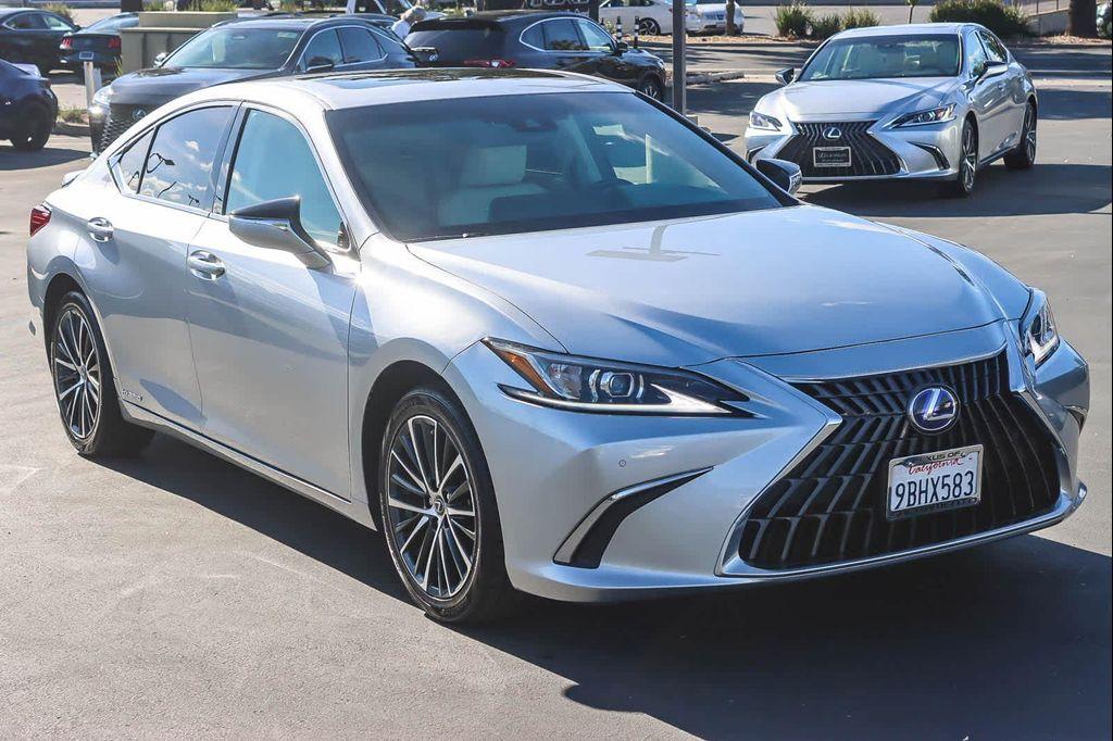 used 2022 Lexus ES 300h car, priced at $34,782