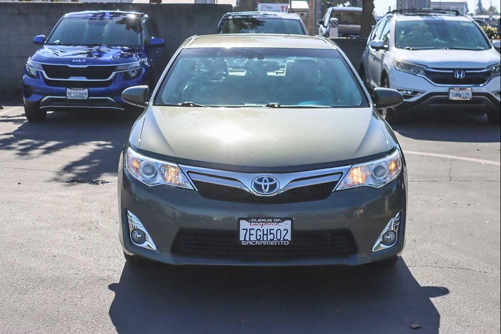 used 2014 Toyota Camry Hybrid car, priced at $15,291
