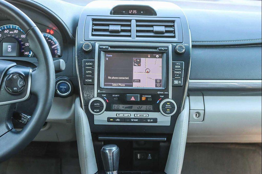 used 2014 Toyota Camry Hybrid car, priced at $15,291