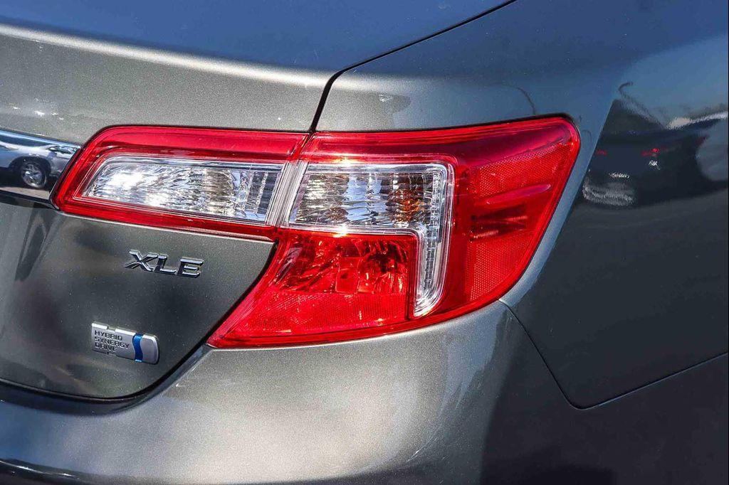 used 2014 Toyota Camry Hybrid car, priced at $15,291