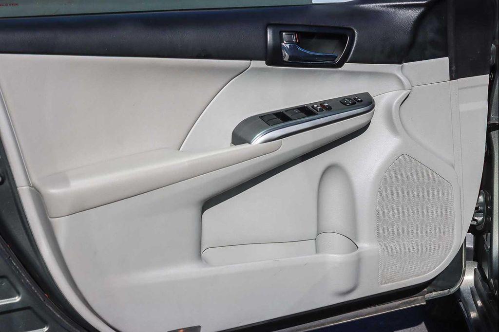 used 2014 Toyota Camry Hybrid car, priced at $15,291