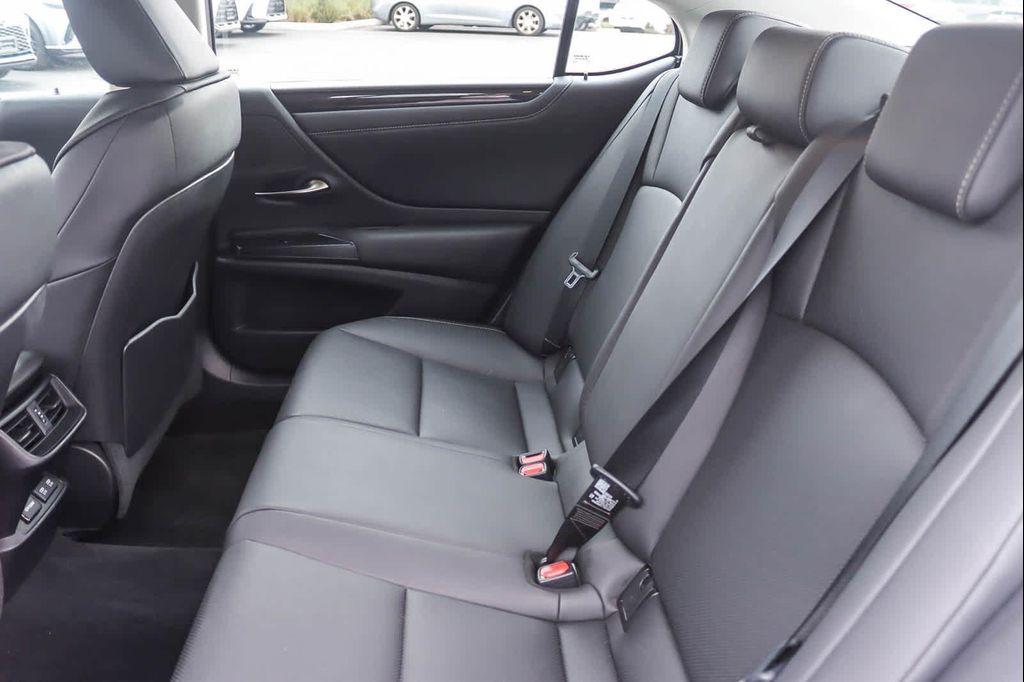 used 2021 Lexus ES 350 car, priced at $29,352