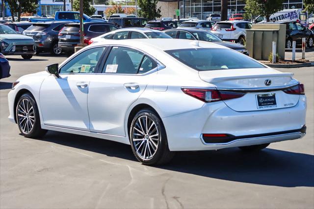 new 2025 Lexus ES 300h car, priced at $48,894