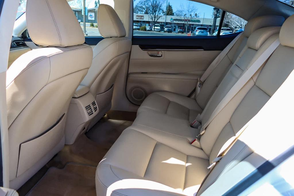 used 2013 Lexus ES 350 car, priced at $13,961