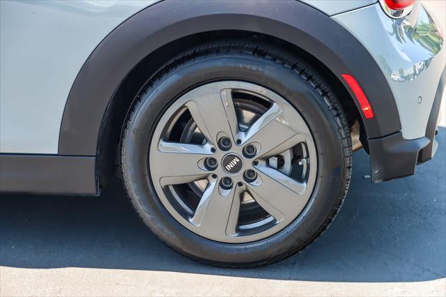 used 2023 MINI Hardtop car, priced at $23,661