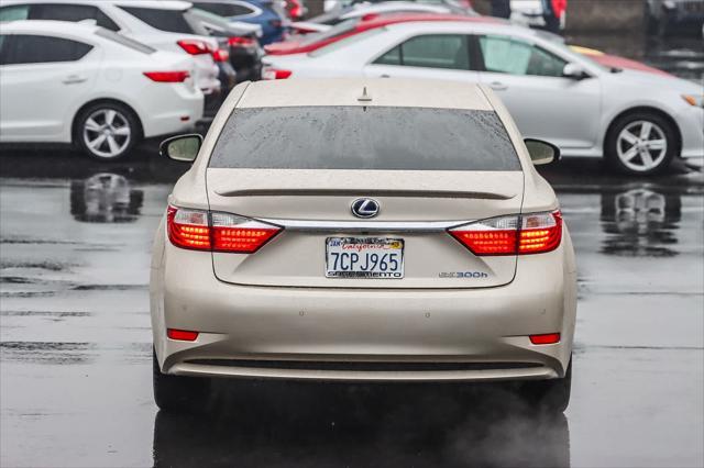 used 2014 Lexus ES 300h car, priced at $16,141