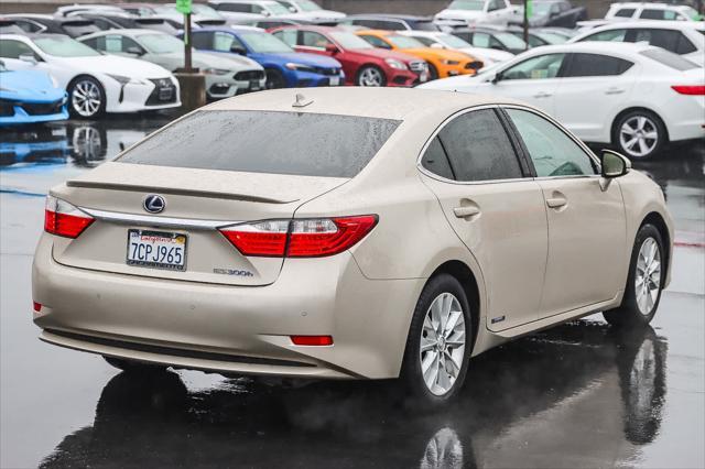 used 2014 Lexus ES 300h car, priced at $16,141