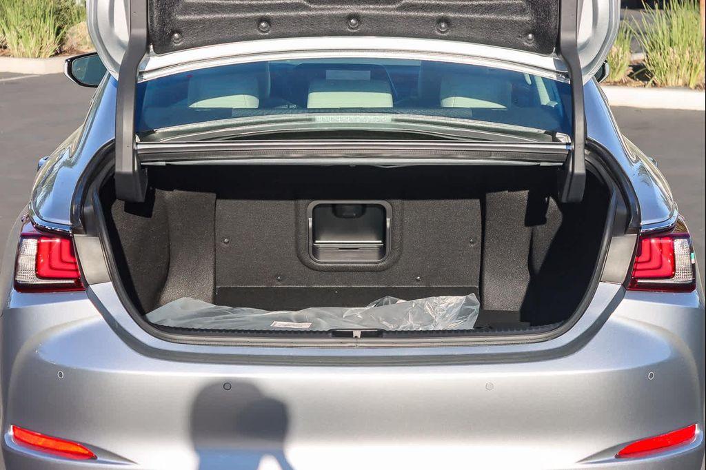 new 2025 Lexus ES 350 car, priced at $48,114