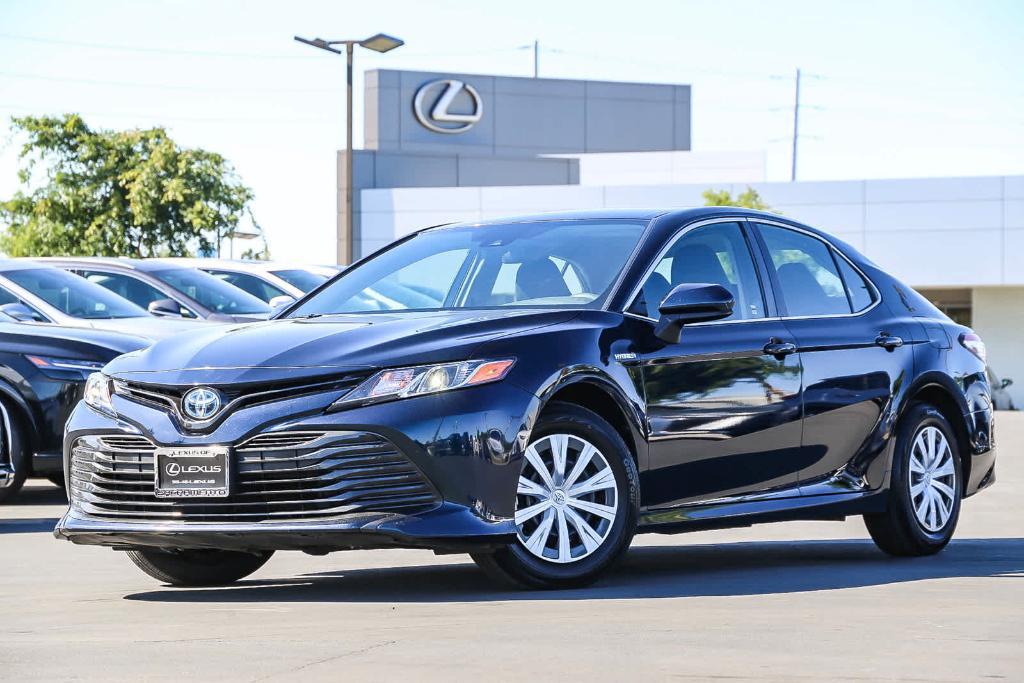 used 2020 Toyota Camry Hybrid car, priced at $25,411