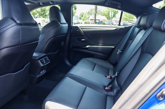 used 2024 Lexus ES 350 car, priced at $46,641