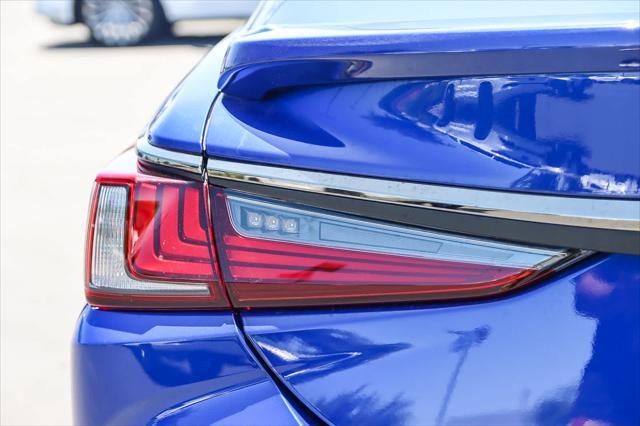 used 2024 Lexus ES 350 car, priced at $46,641