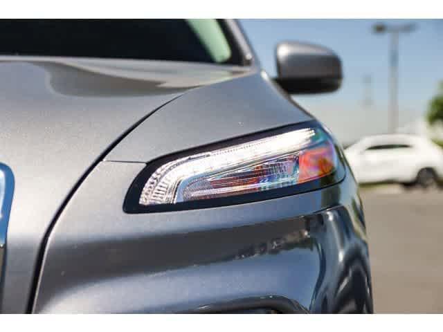 used 2017 Jeep Cherokee car, priced at $15,643