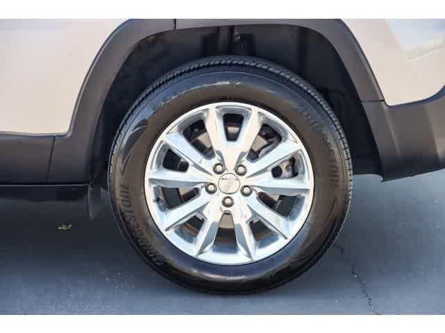 used 2017 Jeep Cherokee car, priced at $15,135