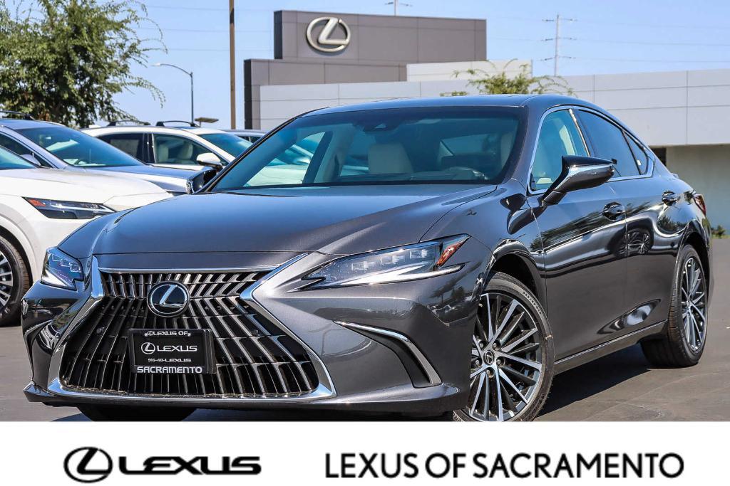 new 2025 Lexus ES 300h car, priced at $51,935