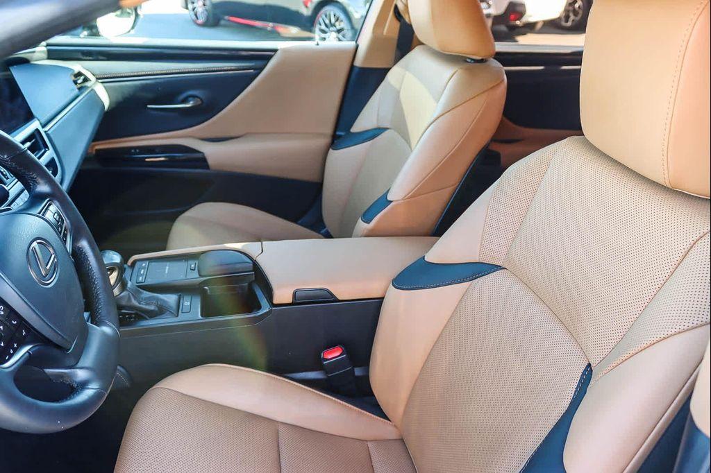 used 2022 Lexus ES 350 car, priced at $35,892