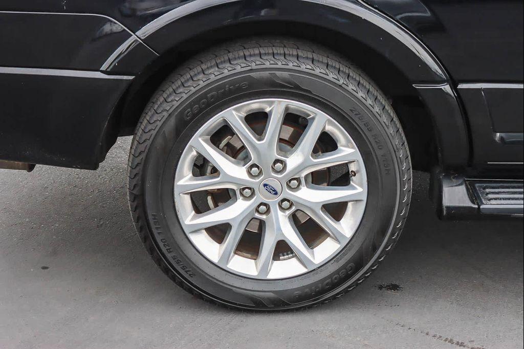 used 2017 Ford Expedition car, priced at $14,153
