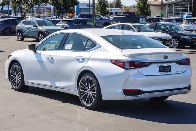 new 2025 Lexus ES 300h car, priced at $52,289