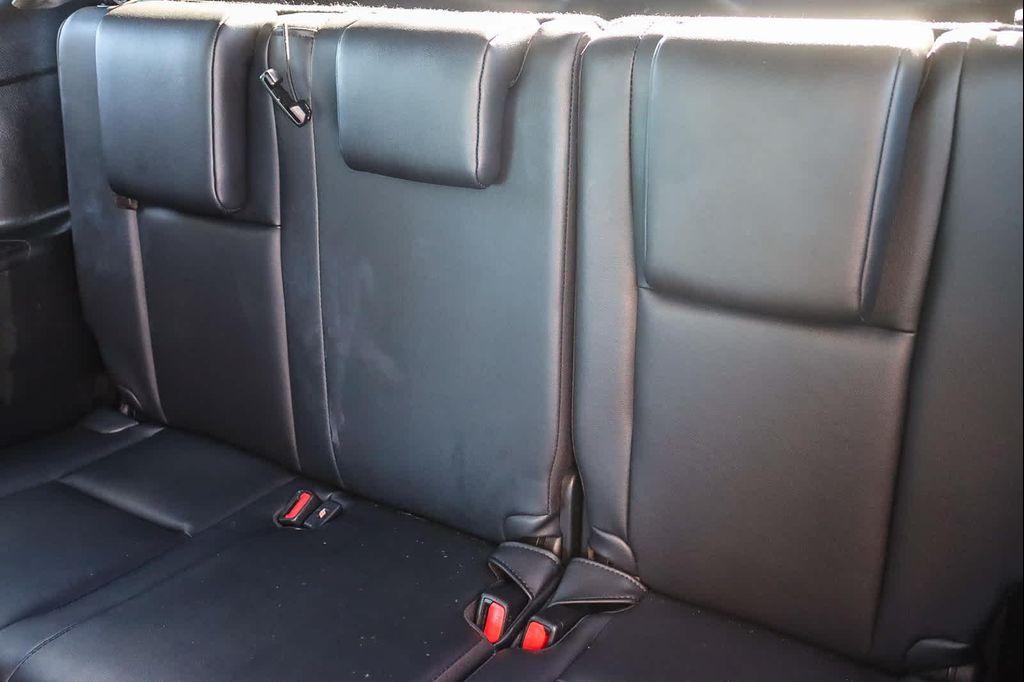 used 2019 Toyota Highlander car, priced at $27,242