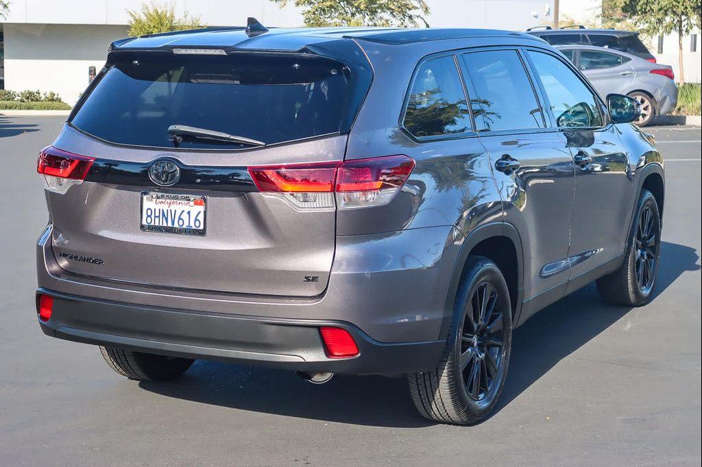 used 2019 Toyota Highlander car, priced at $27,242