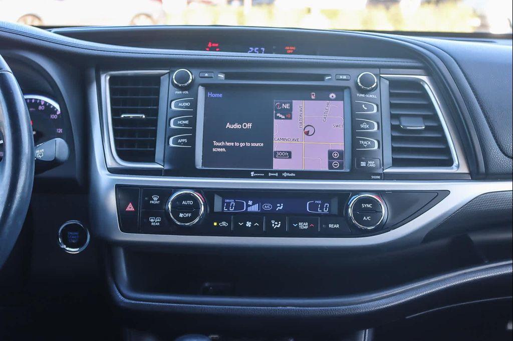 used 2019 Toyota Highlander car, priced at $27,242