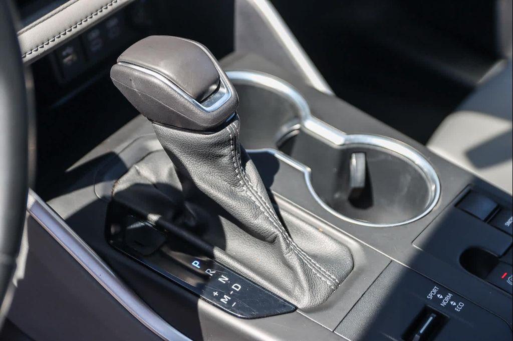 used 2023 Toyota Highlander car, priced at $31,765