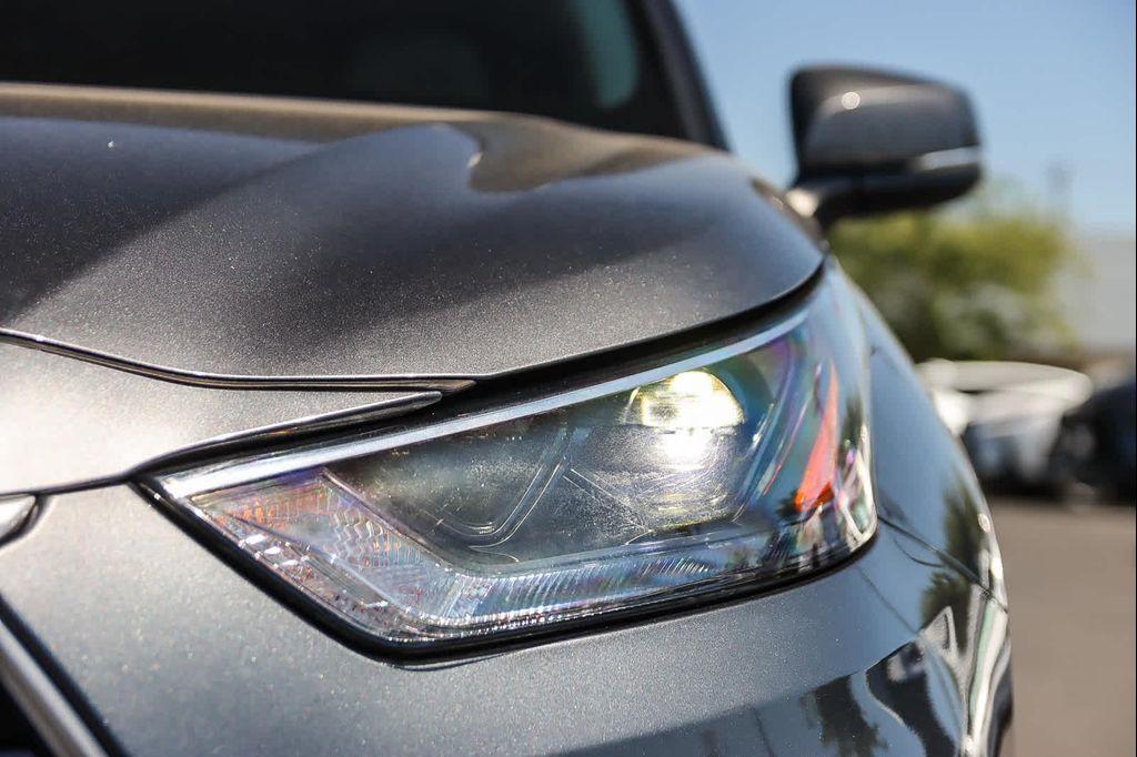 used 2023 Toyota Highlander car, priced at $31,765