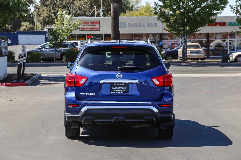 used 2017 Nissan Pathfinder car, priced at $14,134