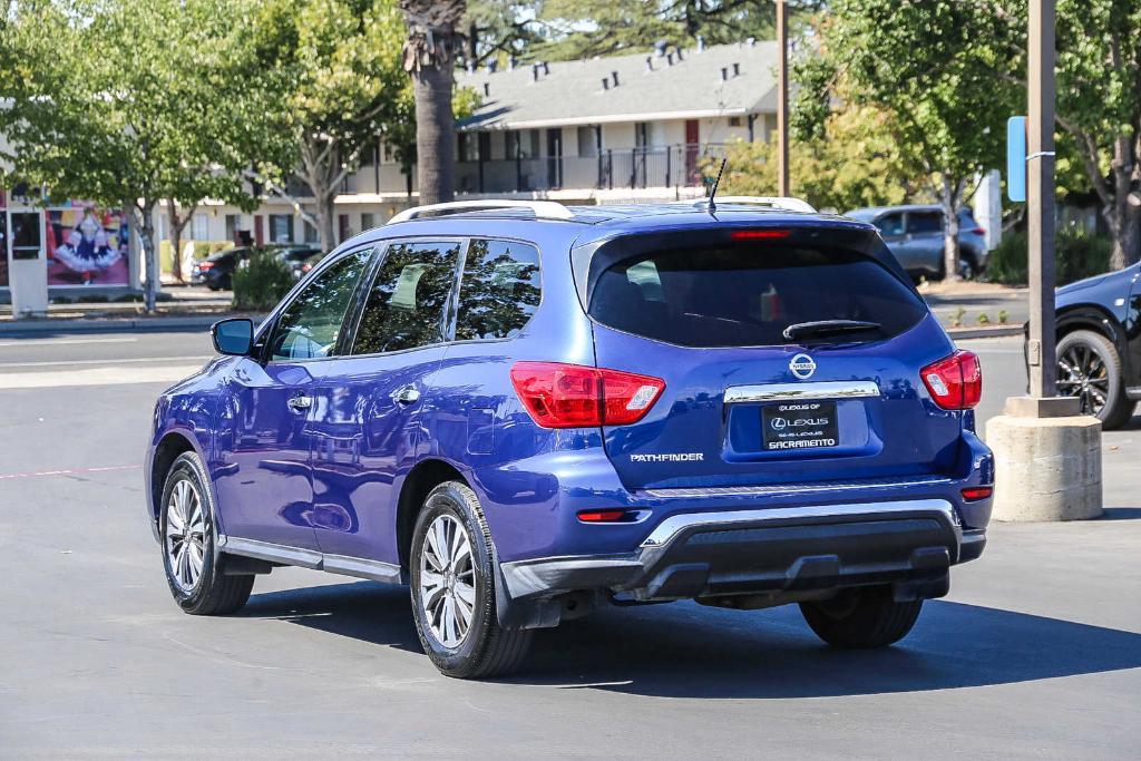 used 2017 Nissan Pathfinder car, priced at $14,134