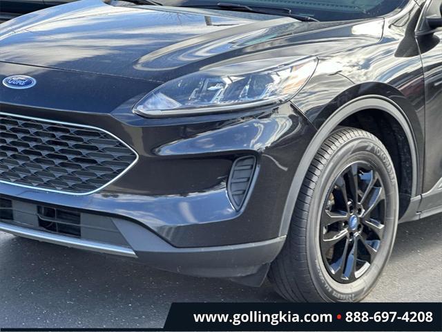 used 2022 Ford Escape car, priced at $18,900