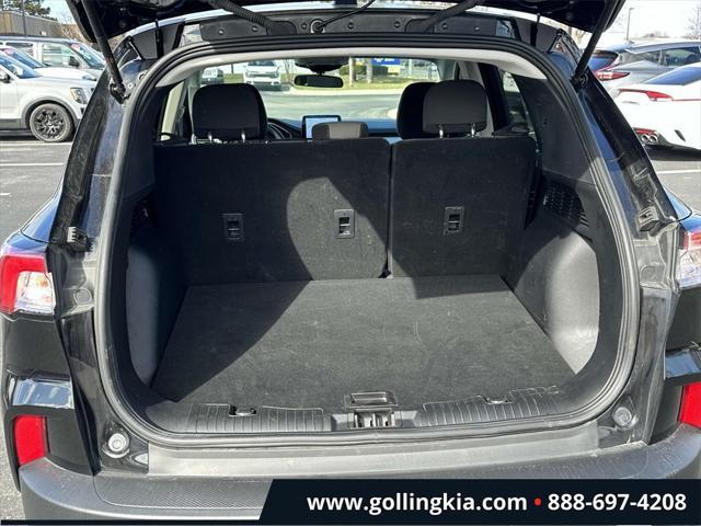 used 2022 Ford Escape car, priced at $18,900