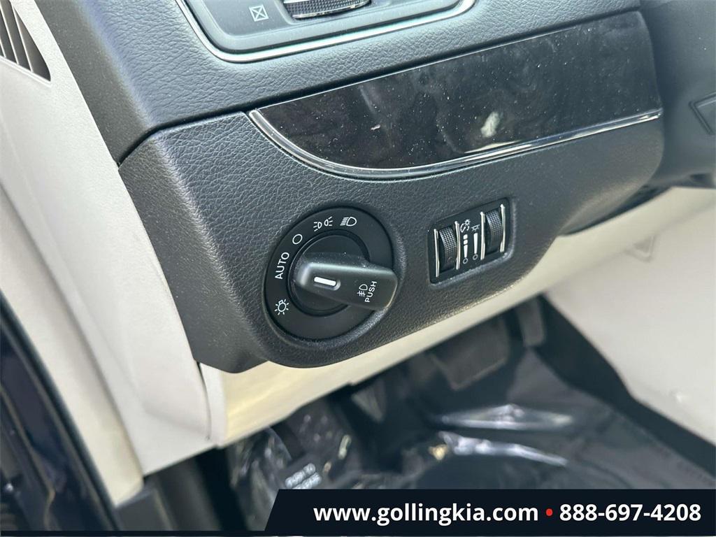 used 2014 Chrysler Town & Country car, priced at $7,999