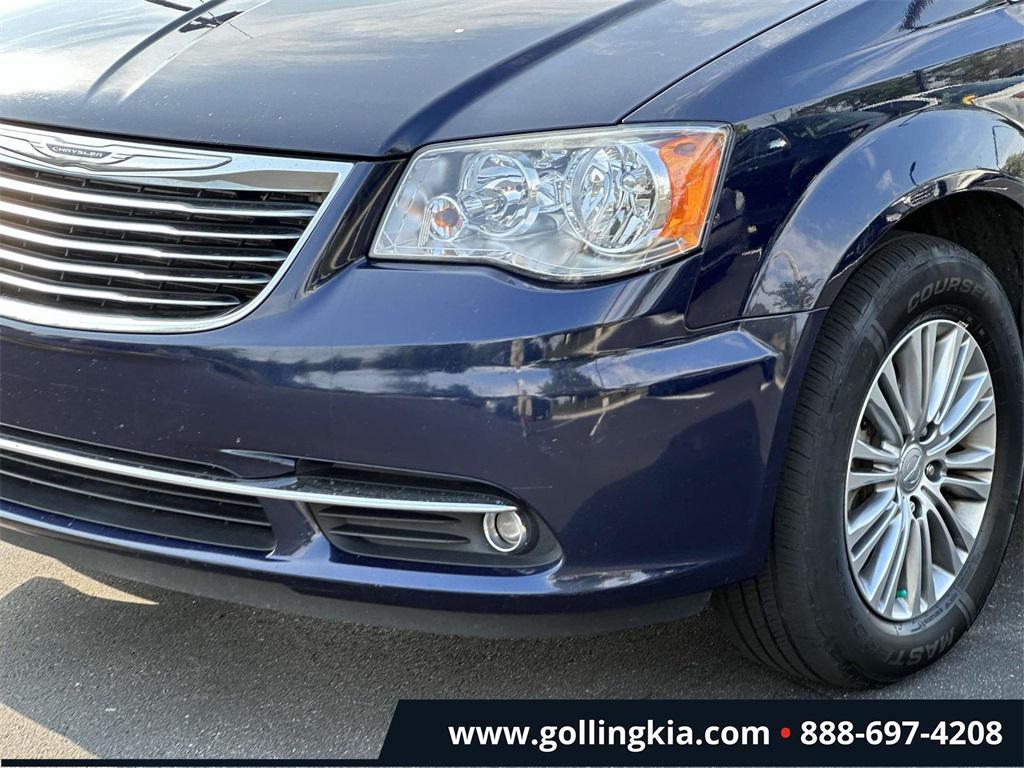 used 2014 Chrysler Town & Country car, priced at $7,999