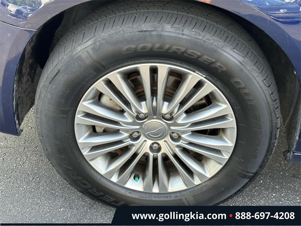 used 2014 Chrysler Town & Country car, priced at $7,999