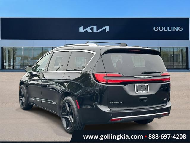 used 2021 Chrysler Pacifica car, priced at $28,995