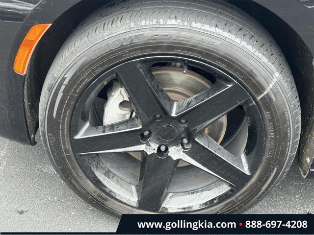 used 2021 Chrysler Pacifica car, priced at $28,995