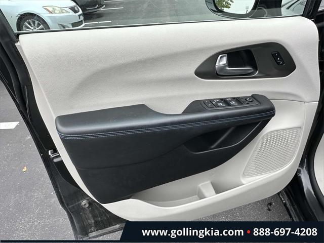 used 2021 Chrysler Pacifica car, priced at $28,995