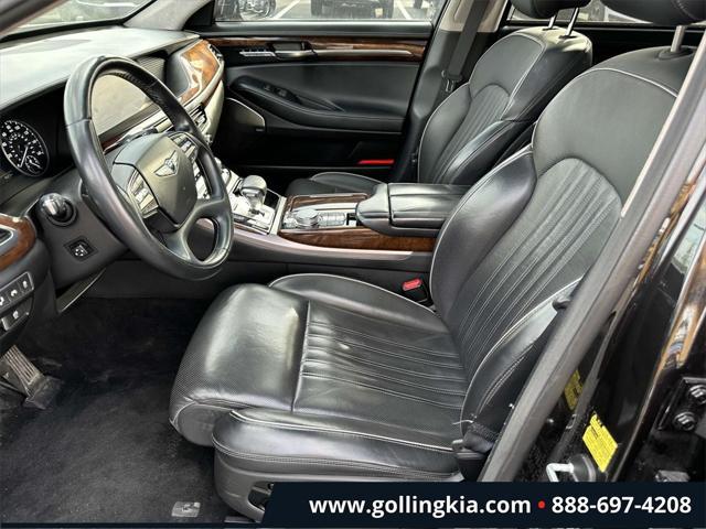 used 2019 Genesis G90 car, priced at $25,900