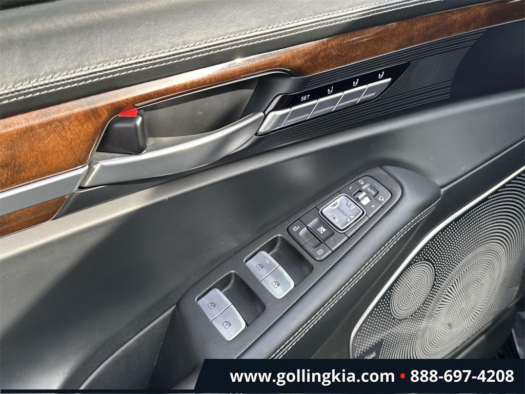 used 2019 Genesis G90 car, priced at $21,299