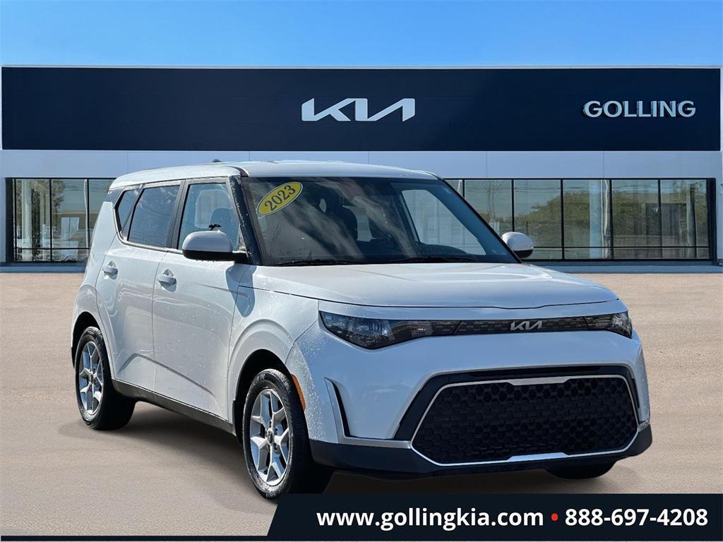 used 2023 Kia Soul car, priced at $15,995