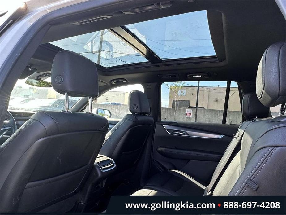 used 2022 Cadillac XT6 car, priced at $33,900