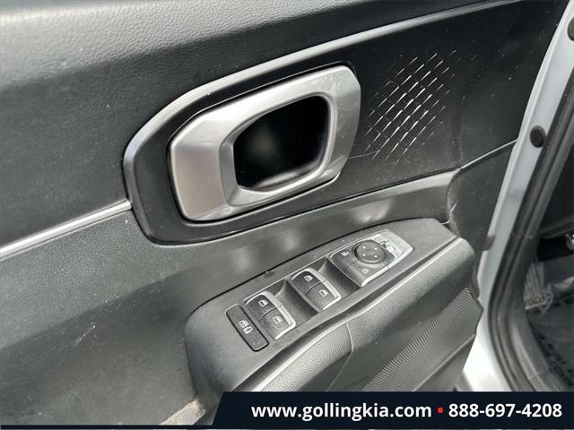 used 2021 Kia Sorento car, priced at $22,173
