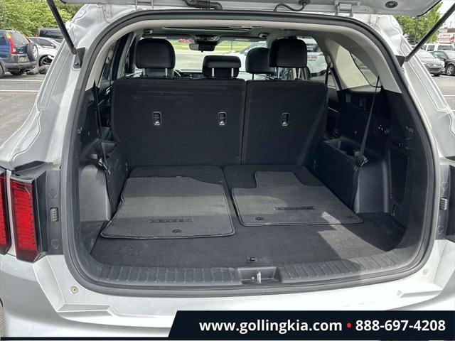 used 2021 Kia Sorento car, priced at $22,173