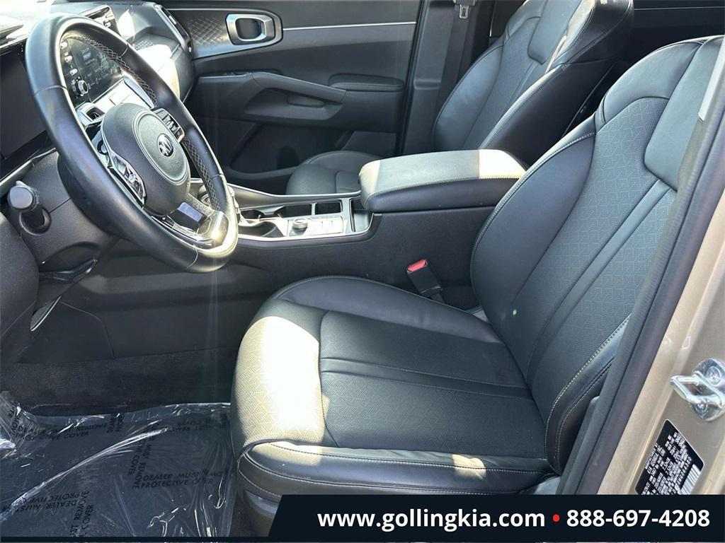 used 2021 Kia Sorento car, priced at $23,831