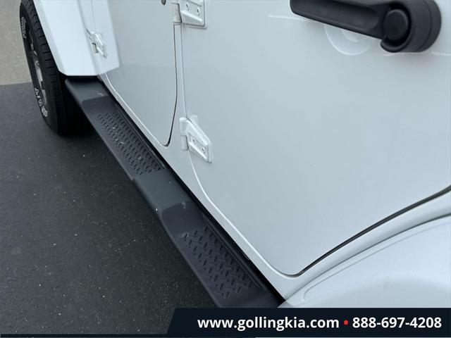 used 2013 Jeep Wrangler Unlimited car, priced at $20,490
