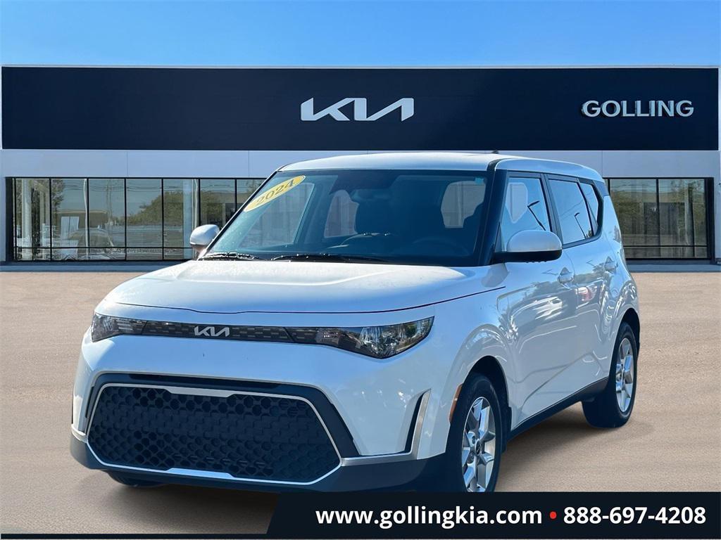 used 2024 Kia Soul car, priced at $19,596
