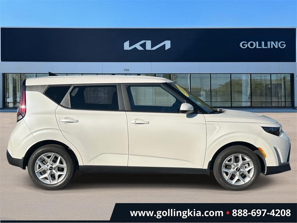 used 2024 Kia Soul car, priced at $19,596